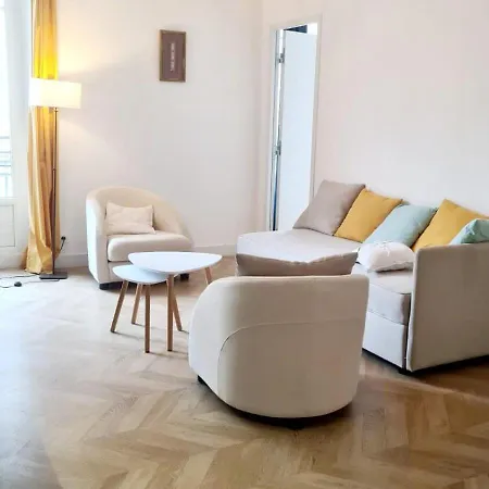 Le Cocon Du Batonnier - Graslin And Loire Are A Stone's Throw Away Apartment *